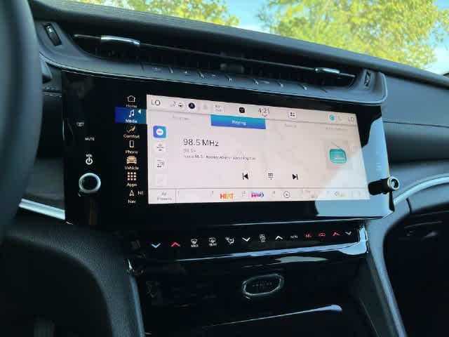 2027 Jeep Grand Cherokee GRAND CHEROKEE L LAREDO ALTITUDE 4X4