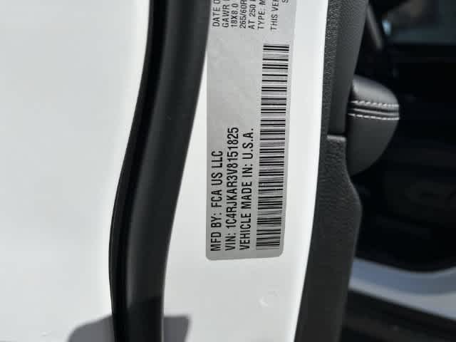 2027 Jeep Grand Cherokee GRAND CHEROKEE L LAREDO ALTITUDE 4X4