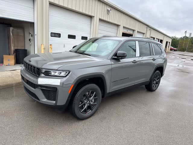 2027 Jeep Grand Cherokee GRAND CHEROKEE L LAREDO ALTITUDE 4X4
