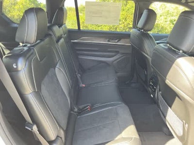 2027 Jeep Grand Cherokee GRAND CHEROKEE L LAREDO ALTITUDE 4X4