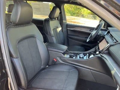 2027 Jeep Grand Cherokee GRAND CHEROKEE L LAREDO ALTITUDE 4X4
