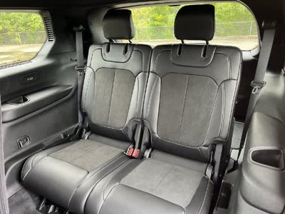 2027 Jeep Grand Cherokee GRAND CHEROKEE L LAREDO ALTITUDE 4X4