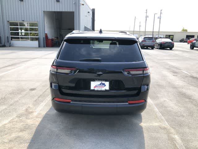 2026 Jeep Grand Cherokee Altitude 4x4