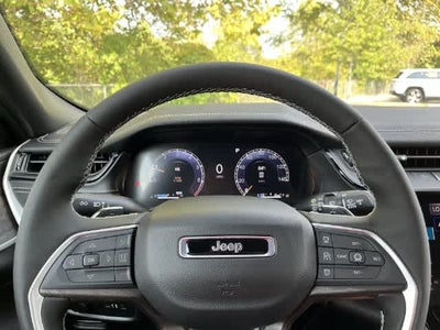 2027 Jeep Grand Cherokee GRAND CHEROKEE L LAREDO ALTITUDE 4X4
