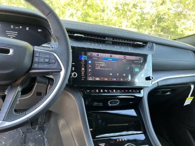 2027 Jeep Grand Cherokee GRAND CHEROKEE L LAREDO ALTITUDE 4X4