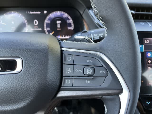 2027 Jeep Grand Cherokee GRAND CHEROKEE L LAREDO ALTITUDE 4X4