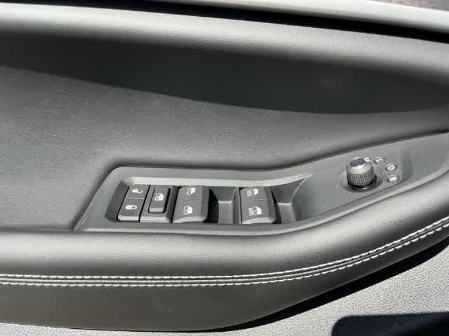 2027 Jeep Grand Cherokee GRAND CHEROKEE L LAREDO ALTITUDE 4X4