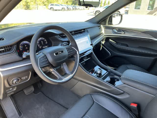 2027 Jeep Grand Cherokee GRAND CHEROKEE L LIMITED RESERVE 4X4