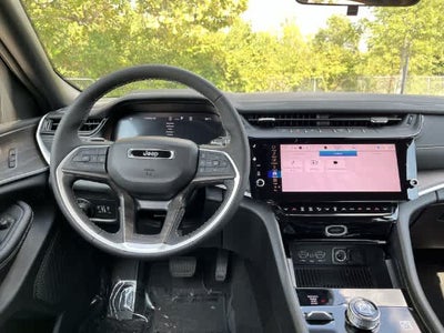 2027 Jeep Grand Cherokee GRAND CHEROKEE L LIMITED 4X4