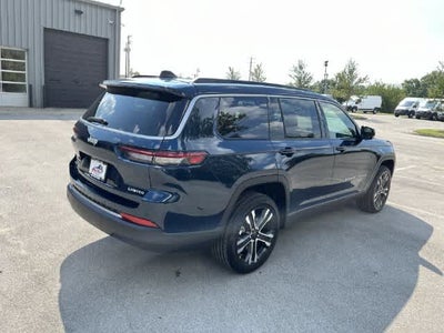 2027 Jeep Grand Cherokee GRAND CHEROKEE L LIMITED 4X4