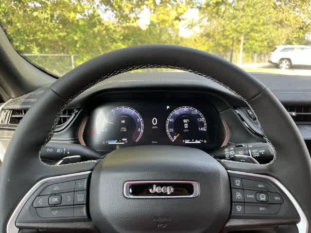 2027 Jeep Grand Cherokee GRAND CHEROKEE L LIMITED 4X4