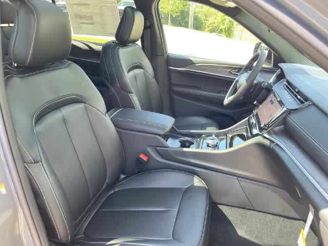 2027 Jeep Grand Cherokee GRAND CHEROKEE L LIMITED 4X4