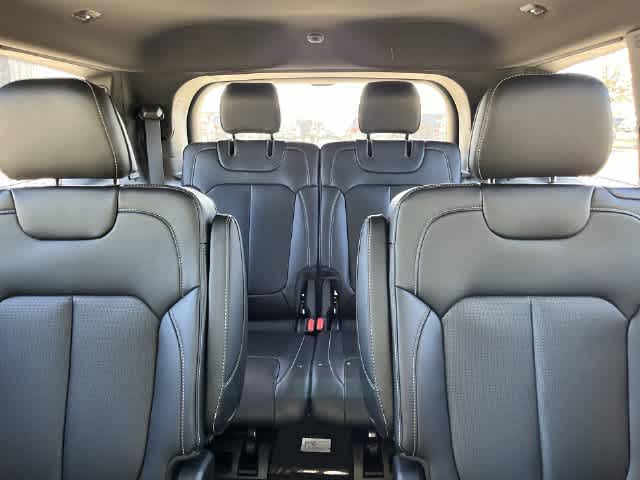 2027 Jeep Grand Cherokee GRAND CHEROKEE L LIMITED 4X4