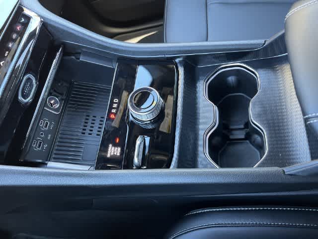 2027 Jeep Grand Cherokee GRAND CHEROKEE L LIMITED 4X4