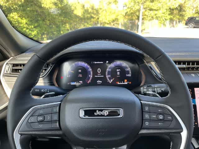 2027 Jeep Grand Cherokee GRAND CHEROKEE L LIMITED 4X4