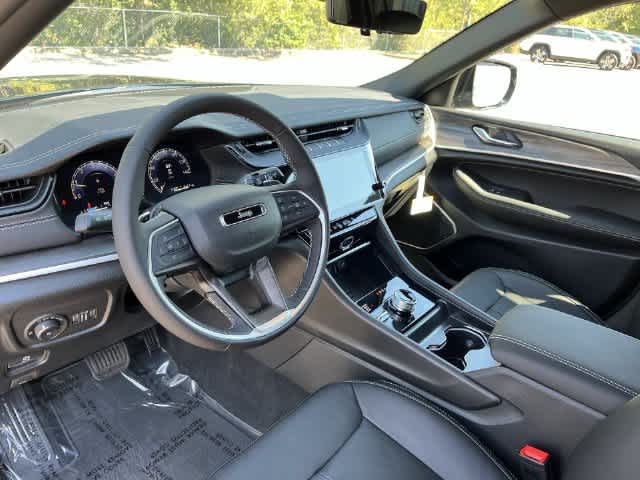 2027 Jeep Grand Cherokee GRAND CHEROKEE L LIMITED RESERVE 4X4