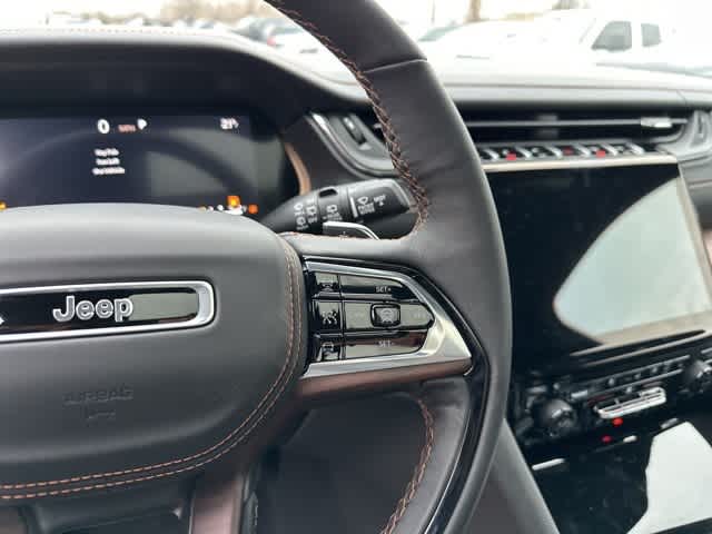 2025 Jeep Grand Cherokee GRAND CHEROKEE L SUMMIT 4X4