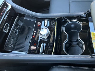 2027 Jeep Grand Cherokee GRAND CHEROKEE L SUMMIT 4X4