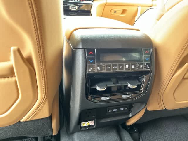 2027 Jeep Grand Cherokee GRAND CHEROKEE L SUMMIT 4X4