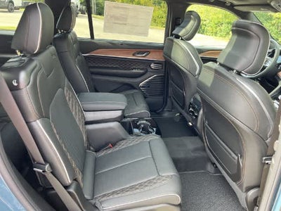 2027 Jeep Grand Cherokee GRAND CHEROKEE L SUMMIT 4X4