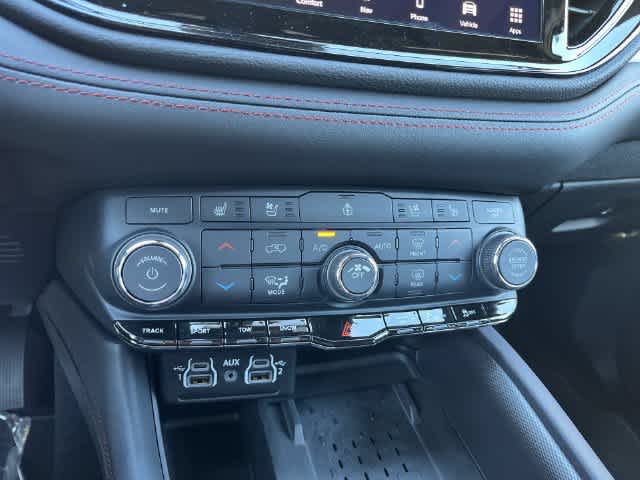 2027 Dodge Durango DURANGO GT HEMI V8 PLUS AWD