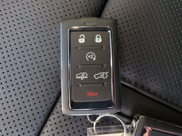 2026 Jeep Grand Wagoneer GRAND WAGONEER UPLAND 4X4