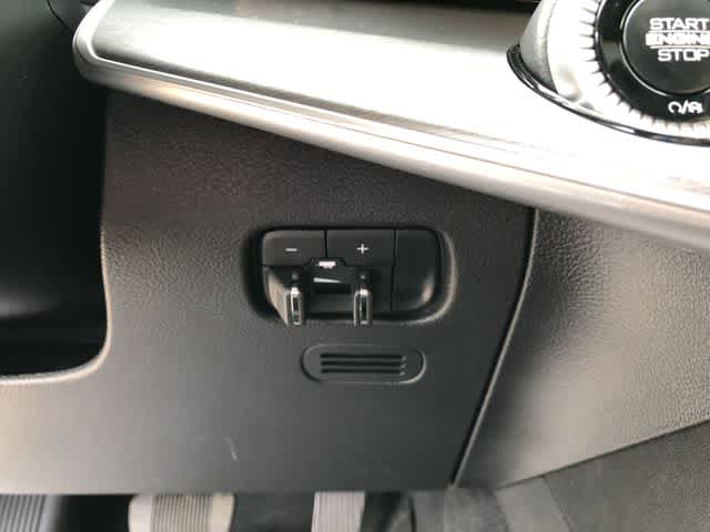 2026 Jeep Grand Wagoneer GRAND WAGONEER UPLAND 4X4