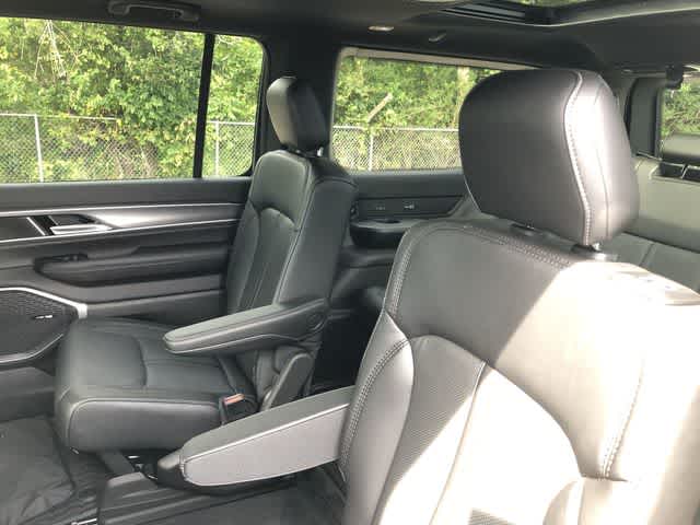2026 Jeep Grand Wagoneer GRAND WAGONEER UPLAND 4X4