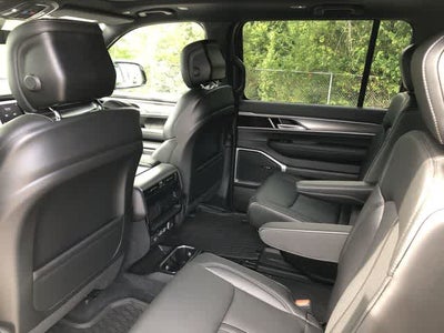 2026 Jeep Grand Wagoneer GRAND WAGONEER UPLAND 4X4