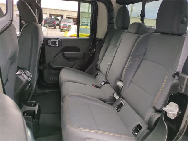 2025 Jeep Gladiator GLADIATOR SPORT S 4X4