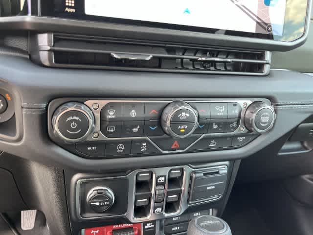 2027 Jeep Gladiator GLADIATOR MOJAVE 4X4