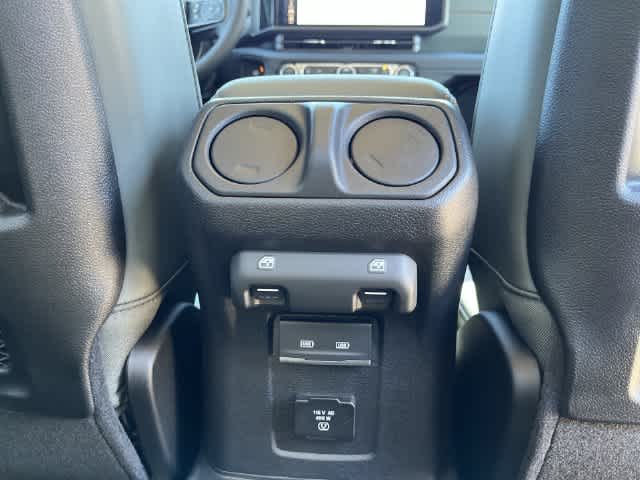 2027 Jeep Gladiator GLADIATOR MOJAVE 4X4