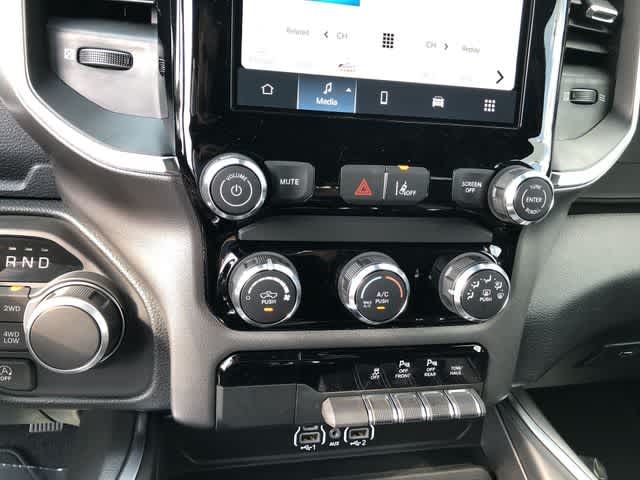 2026 RAM 1500 RAM 1500 EXPRESS CREW CAB 4X4 5'7' BOX