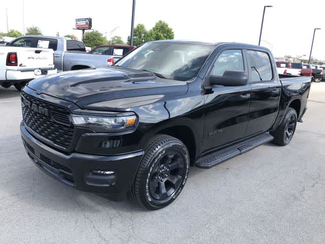 2026 RAM 1500 RAM 1500 EXPRESS CREW CAB 4X4 5'7' BOX