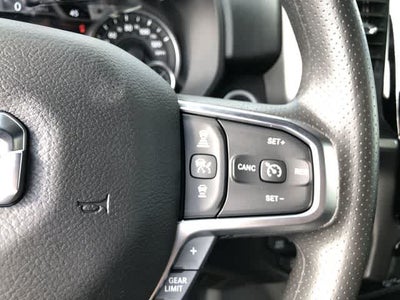 2026 RAM 1500 RAM 1500 EXPRESS CREW CAB 4X4 5'7' BOX