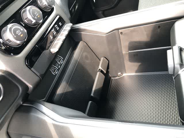 2026 RAM 1500 RAM 1500 EXPRESS CREW CAB 4X4 5'7' BOX