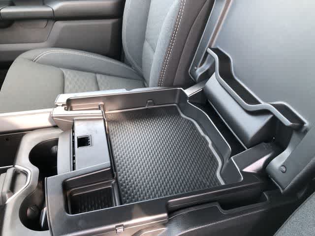 2026 RAM 1500 RAM 1500 EXPRESS CREW CAB 4X4 5'7' BOX
