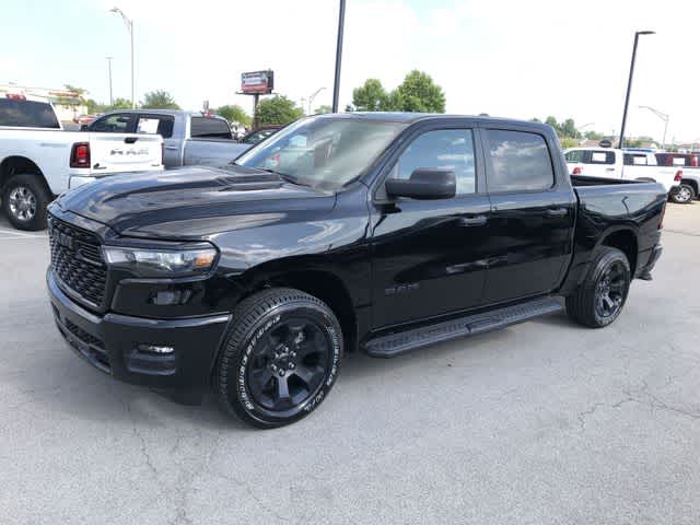 2026 RAM 1500 RAM 1500 EXPRESS CREW CAB 4X4 5'7' BOX