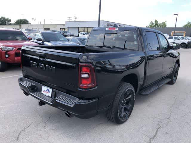2026 RAM 1500 RAM 1500 EXPRESS CREW CAB 4X4 5'7' BOX