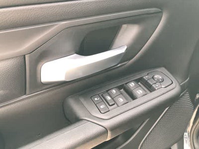 2026 RAM 1500 RAM 1500 EXPRESS CREW CAB 4X4 5'7' BOX