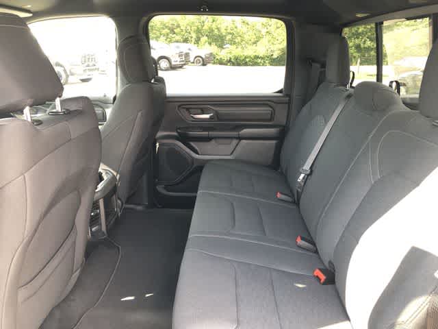 2026 RAM 1500 RAM 1500 EXPRESS CREW CAB 4X4 5'7' BOX
