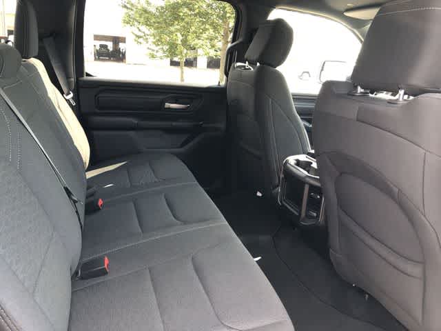 2026 RAM 1500 RAM 1500 EXPRESS CREW CAB 4X4 5'7' BOX