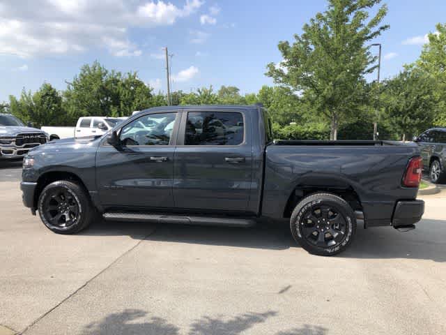 2026 RAM 1500 RAM 1500 EXPRESS CREW CAB 4X4 5'7' BOX