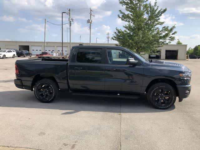 2026 RAM 1500 RAM 1500 EXPRESS CREW CAB 4X4 5'7' BOX