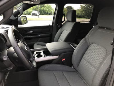 2026 RAM 1500 RAM 1500 EXPRESS CREW CAB 4X4 5'7' BOX