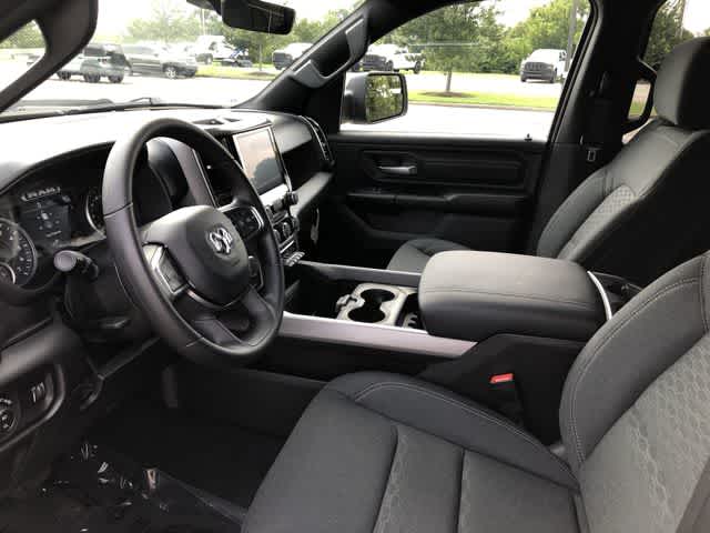 2026 RAM 1500 RAM 1500 EXPRESS CREW CAB 4X4 5'7' BOX