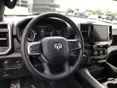 2026 RAM 1500 RAM 1500 EXPRESS CREW CAB 4X4 5'7' BOX
