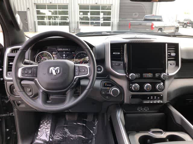 2026 RAM 1500 RAM 1500 EXPRESS CREW CAB 4X4 5'7' BOX