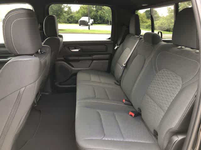 2026 RAM 1500 RAM 1500 EXPRESS CREW CAB 4X4 5'7' BOX