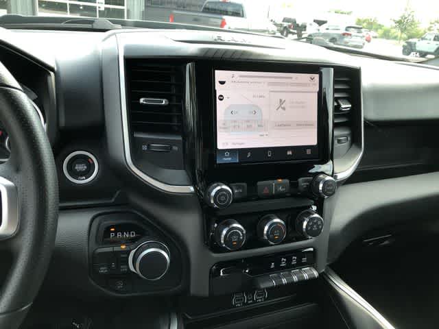 2026 RAM 1500 RAM 1500 EXPRESS CREW CAB 4X4 5'7' BOX